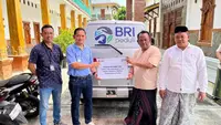 BRI Salurkan Bantuan Ambulans untuk Pondok Pesantren di Kaliwungu Kudus