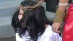 Jumat, (14/4/2017) Memperingati hari Paskah Gereja Santo Yosep Tegal Jawa Tengah, menggelar drama jalan salib untuk mengenang kisah wafatnya Yesus Kristus