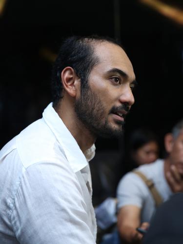 Pengalaman Ario Bayu Jalani Bulan Ramadan Di Selandia Baru News Entertainment Fimela Com