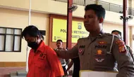 Pengemudi minibus GranMax yang menabrak wanita hamil di Jakarta Pusat ditangkap usai kabur setelah kejadian. (Liputan6.com/Ady Anugrahadi).