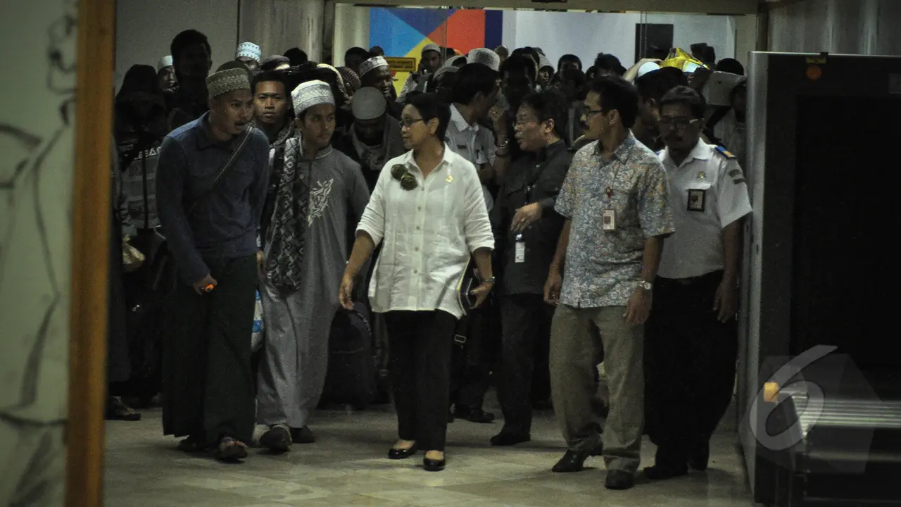 Menlu Retno Temui WNI dari Yaman