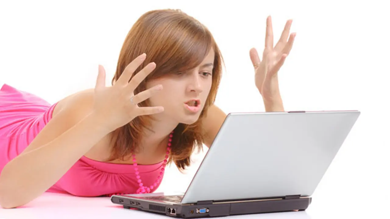 (c) shutterstock