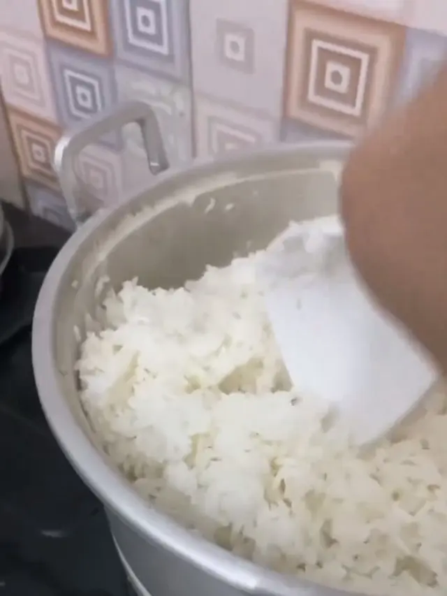 Bukan Pakai Metode Siram, Ini Cara Praktis Masak Nasi Sampai Matang Sempurna Hanya 30 Menit