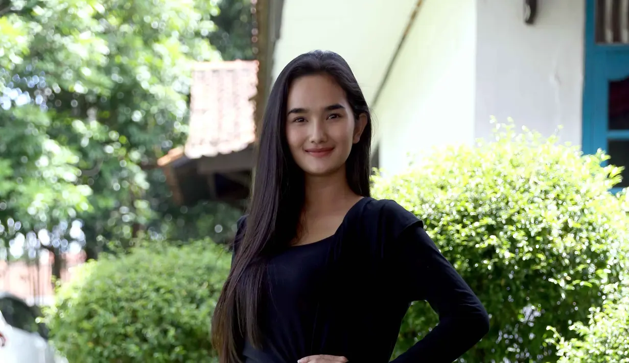 Syukuran Sinetron Dunia Terbalik (Nurwahyunan/bintang.com)