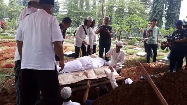 Pemakaman Rama Aiphama