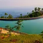 Tak ada yang menyangka jika telaga buatan ini akhirnya selesai dibangun di puncak tertinggi di bukit Batur Agung, Gunung Kidul, Yogyakarta.