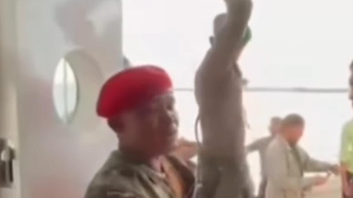 Viral Video Anggota GAM Dinarasikan Cegat Kapal Bantuan Minta Jatah, Begini Faktanya