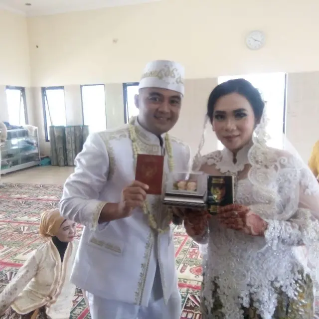 Potret Sandy Permana dengan Sang Istri (credit: instagram/sandhypermana30)