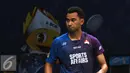 Ekspresi kekecewaan pebulutangkis tunggal putra Indonesia, Tommy Sugiarto saat melawan pemain Hong Kong, Wei Nan di BCA Indonesia Open 2016 di Istora Senayan Jakarta, Rabu (1/6/2016). Tommy kalah 16-21, 14-21. (Liputan6.com/Helmi Fithriansyah)