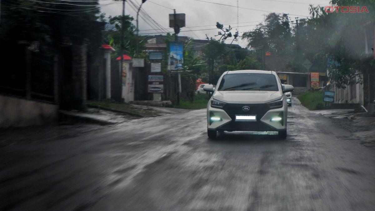 Daftar Harga Daihatsu Ayla Bekas Beserta Rekomendasi Mobil Kecil