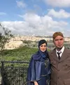 Pasangan selebriti Mulan Jameela dan Ahmad Dhani sedang menjalani wisata religi ke Jerusalem. Beberapa tempat bersejarah bagi umat Islam dikunjungi oleh kedua pasangan ini. (Instagram/mulanjameela1)