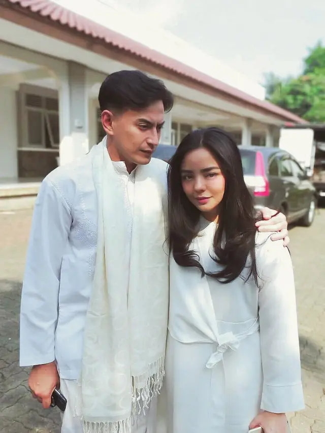Gita Sinaga dan Habibi
