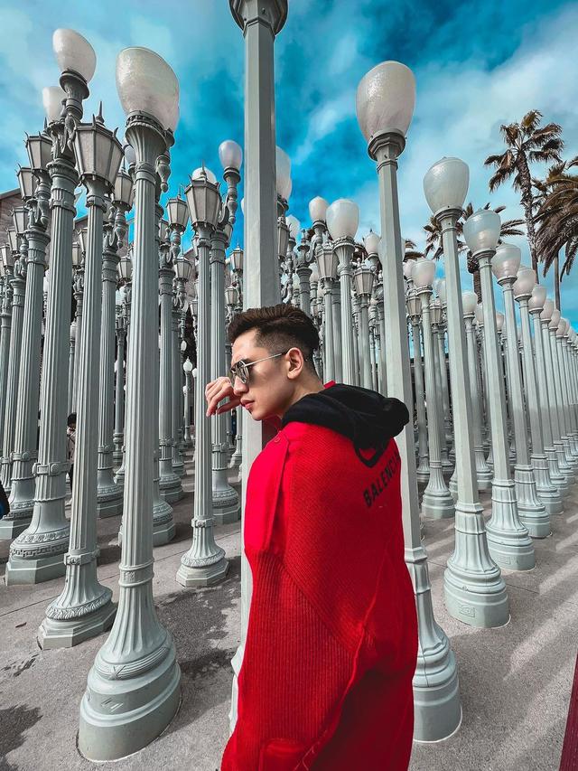 Verrell Bramasta liburan akhir tahun 2021 di Los Angeles, Amerika Serikat (Foto: Instagram/@bramastavrl)