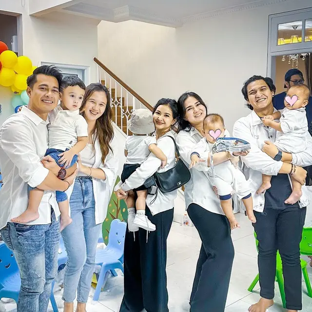 6 Potret Keluarga Kecil Artis FTV Masayu Clara, Umumkan Hamil Anak Ketiga