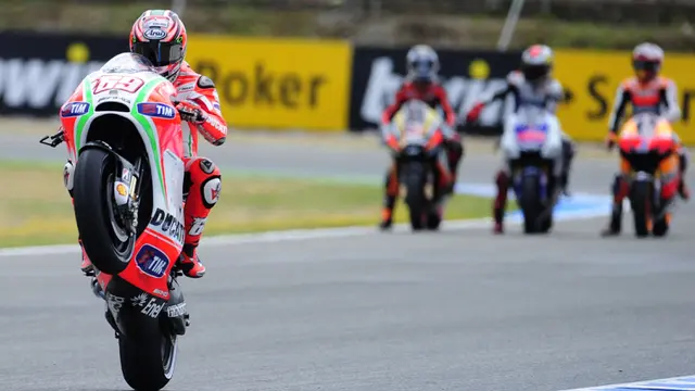 Foto Trivia: 10 Pembalap yang Pernah Kantongi Podium di Moto GP dan Superbike