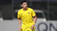 Khuwailid Mustafa pemain asal Indonesia yang kini merumput di Liga Qatar. (Gatot Susetyo/Bola.com)