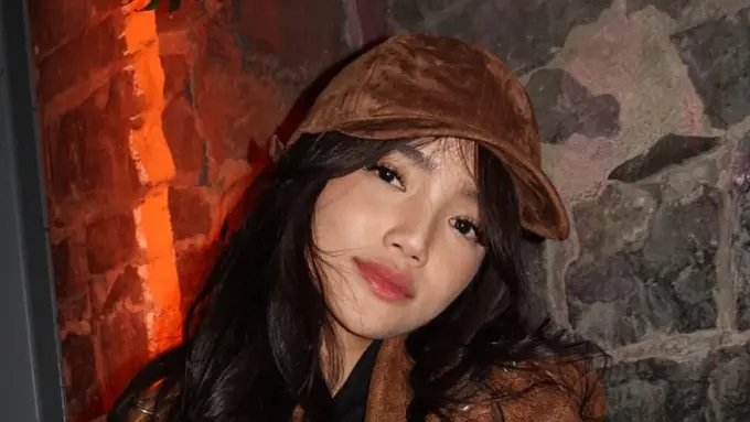 OOTD Fuji an saat liburan di Melbourne, Australia. [@fuji_an]