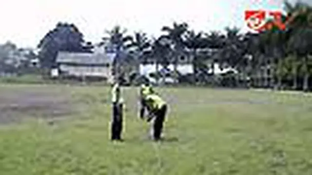 Lapangan Sepakbola Dijadikan Lahan Parkir Pernikahan Ibas-Aliya