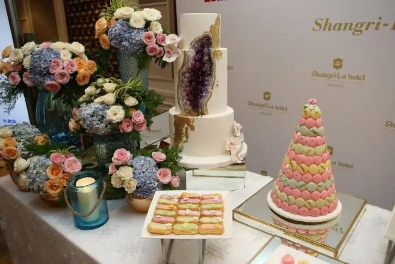 Shangrila menggelar pameran pernikahan yang mengusung tema kerajaan dan alam yang diprediksi akan menjadi tren di tahun 2017.