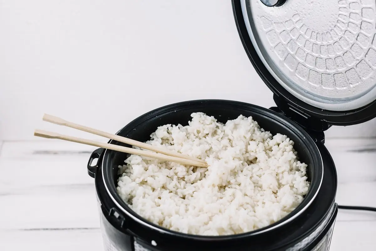 Cara Memasak Nasi agar Awet dan Tidak Cepat Bau