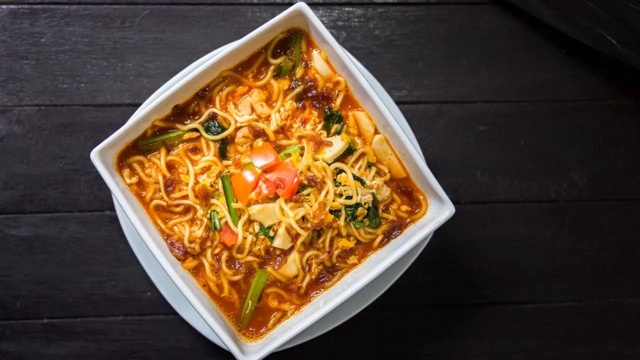 Resep mie nyemek