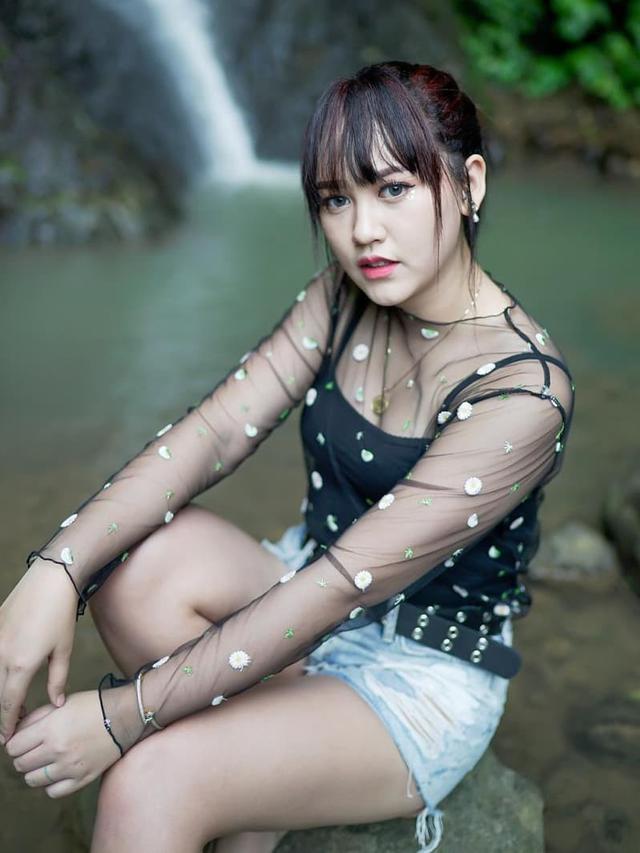 6 Potret Transformasi Happy Asmara, Parasnya Bikin Pangling