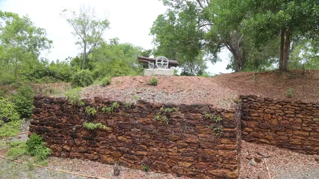 Benteng Bukit Kursi di Pulau Penyengat, Tanjungpinang, Kepulauan Riau. (Foto: Kemdikbud/Liputan6.com)