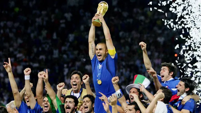 Foto: Melihat Kembali Ketangguhan Fabio Cannavaro Saat Membawa Timnas Italia Juara Piala Dunia 2006