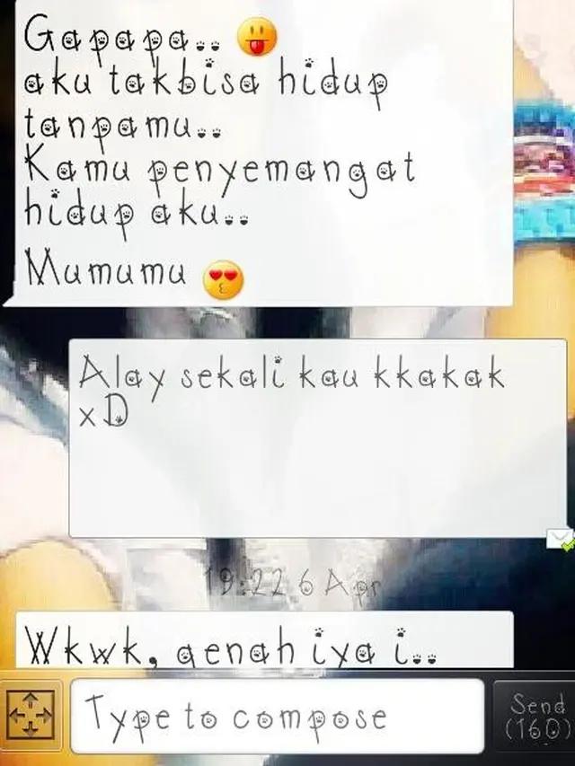 9 SMS Alay Nyatakan Cinta Ini Bikin Nostalgia, Bikin Senyum