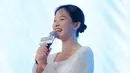 Kedatangan Song Hye Kyo ke Indonesia disambut meriah oleh para penggemarnya. [Foto: Daniel Kampua/Fimela]