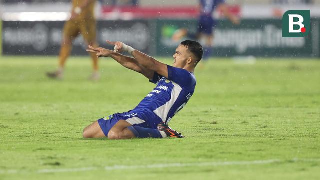 Roken Tampubolon - PSIM Yogyakarta Vs Bhayangkara FC di  Final Pegadaian Liga 2 2024/2025