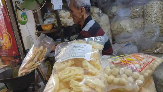 Gurihnya Kerupuk Palembang, Cocok Jadi Oleh-Oleh Mudik Lebaran