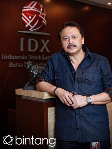 Eksklusif Tito Sulistio Hidup Dari Pasar Saham Lifestyle Fimela Com