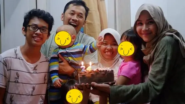 Potret Kedekatan 6 Seleb dan Asisten Rumah Tangganya, Akrab Banget