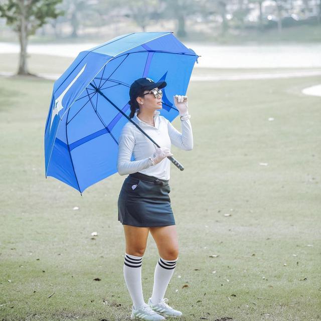 Ayu Dewi. (Foto: Instagram @mrsayudewi)