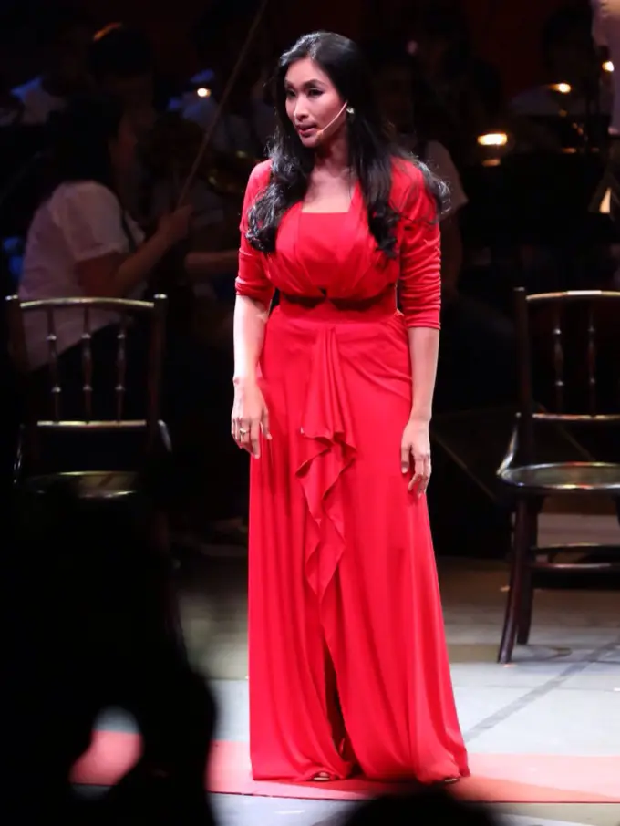 [Bintang] Happy Salma