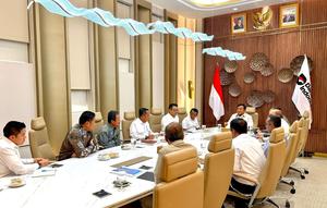 Prabowo Gelar Ratas Akselerasi Program Strategis Nasional Usai Lawatan ke Eropa (Unggahan Akun Medsos @sekretariat.kabinet)