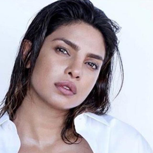 Jaga Bibir Tetap Lembab Dengan Ramuan Alami Ala Priyanka Chopra Lifestyle Liputan6 Com
