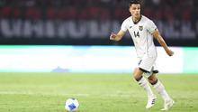Gelandang Timnas Indonesia, Joey Pelupessy, saat melawan Timnas Lebanon dalam laga FIFA Matchday 2025 di Stadion Gelora Bung Tomo, Surabaya, Senin (8/9/2025). (Bola.com/Abdul Aziz)