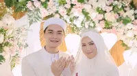 Potret Pernikahan Alvin Faiz dan Henny Rahman (Intagram/umi_yuni_syahla_aceh)