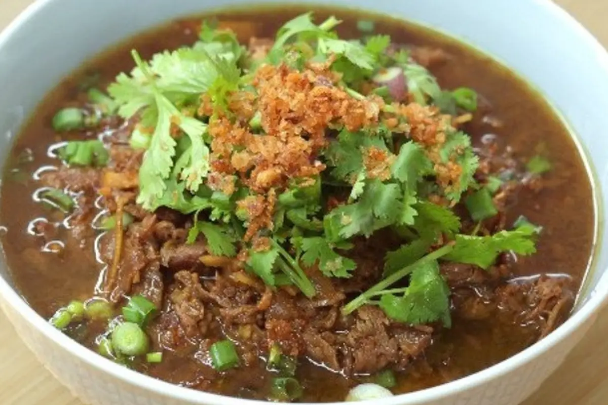 Resep daging iris kecap jahe ala Chef Devina Hermawan. (dok. Instagram @devinahermawan/https://www.instagram.com/p/DNCxqqKvbe2/)