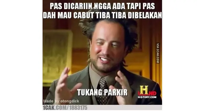 6 Meme Tukang Parkir yang Muncul Tiba-Tiba Ini Bikin Geregetan