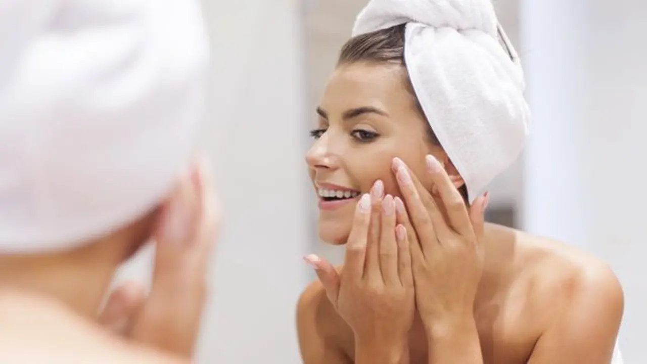 Bekas jerawat bikinkulit nggak flawless/copyright: thinkstockphotos.com