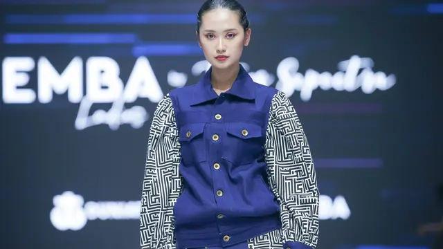 Koleksi EMBA Ladies yang dirancang oleh Tities Sapoetra mengusung tema “Freedom”.
