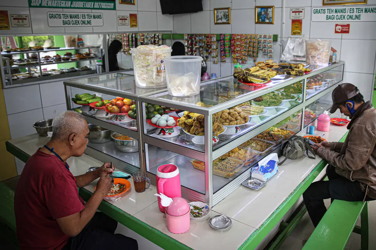 Pembatasan Jam Operasional Warung Makan di Masa PPKM Level 2