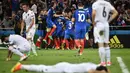 Pemain Prancis merayakan kemenangan atas Albania pada laga Grup A Piala Eropa 2016 di Stade Velodrome, Marseille, Kamis (16/6/2016) dini hari WIB. (AFP/Bertrand Langlois)