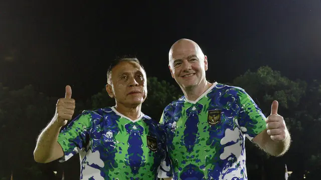 Foto: Melihat Duet Presiden FIFA dan Ketum PSSI Saat Fun Football, Sama-sama Cetak Gol