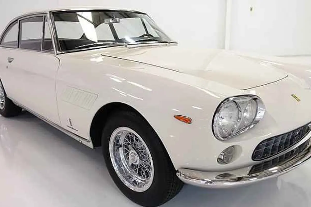 Ferrari 330 GT