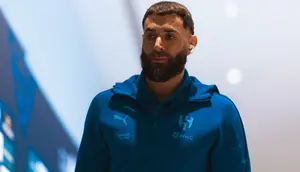Karim Benzema Bantah Rumor Hengkang, Tegaskan Bertahan di Al Hilal