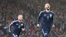 PERINGKAT V -  Striker Skotlandia, Steven Fletcher berada pada peringkat kelima deretan pencetak gol terbanyak pada kualifikasi Piala Eropa 2016 dengan tujuh gol dari 10 pertandingan. (AFP Photo/Ian Macnicol)